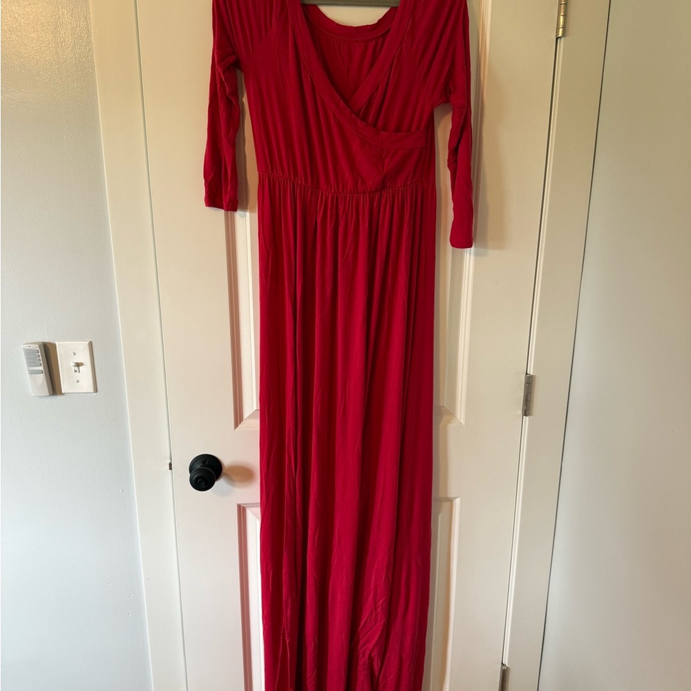 Elegant Red Maternity Maxi Dress